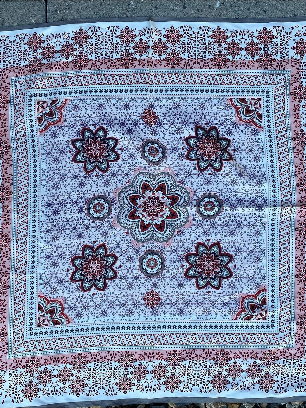 Vince Camuto Pink and White 24”x24”square Scarf
